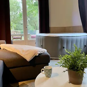 Hébergement de vacances Le Clos Mirélie France